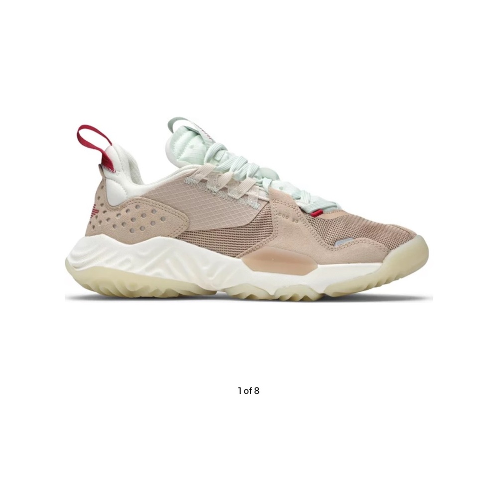 Nike Delta Sneaker (Women’s)